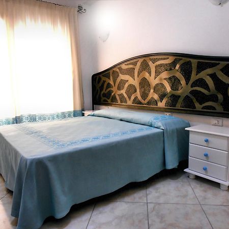 Affittacamere Da Angela Villasimius Buitenkant foto