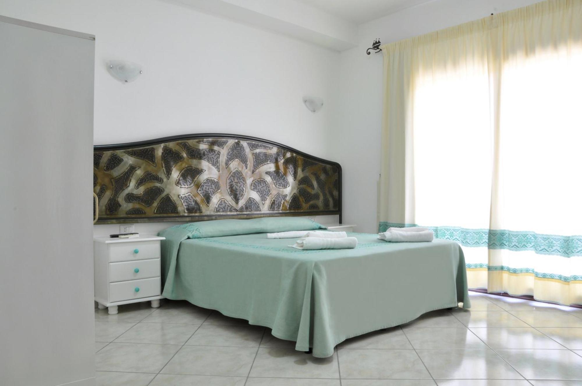Affittacamere Da Angela Villasimius Buitenkant foto